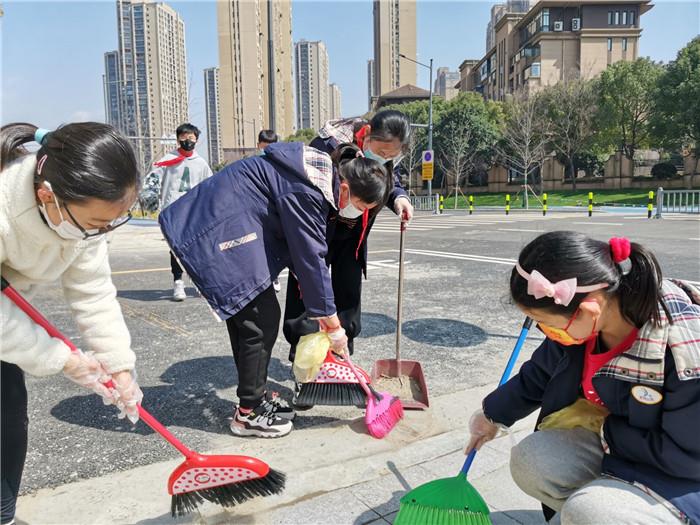 QQ图片20111125035534.jpg