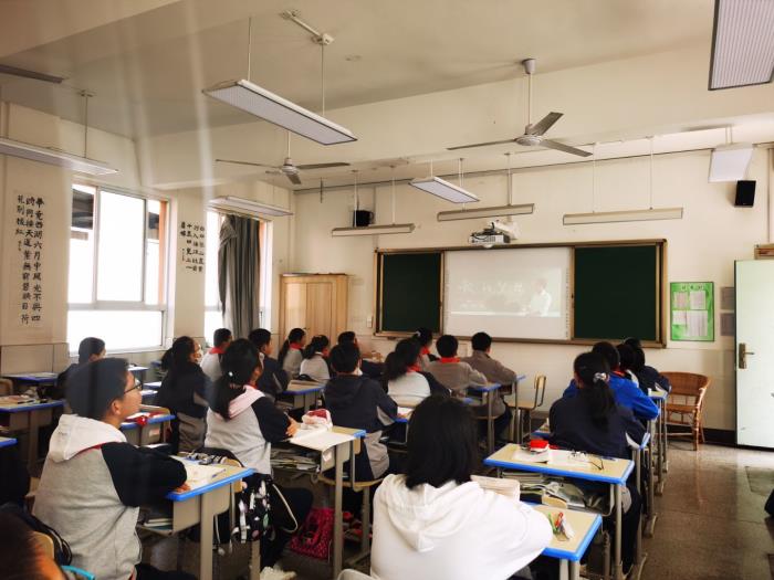 班队课2.jpg