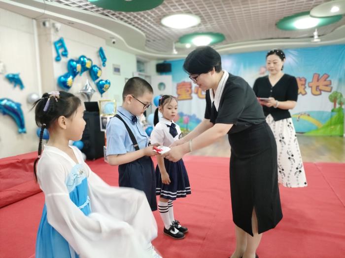 毕业典礼3.JPG
