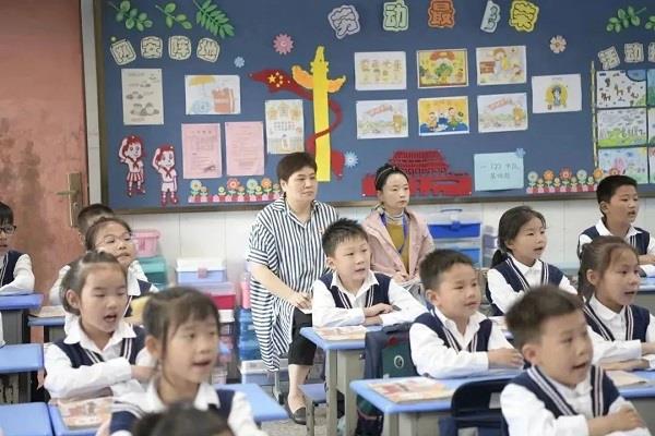听课.jpg
