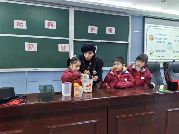 b8d6af69b92e4f1ece302efc332c9cfe_副本.jpg