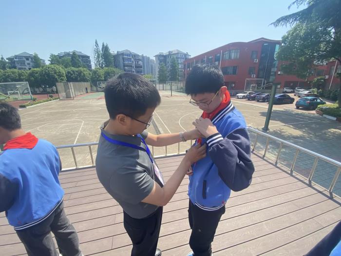 图3.jpg