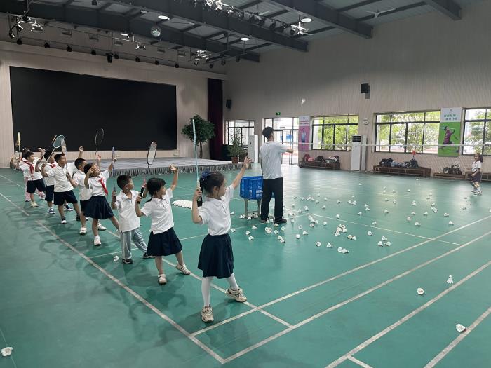 羽毛球1.jpg