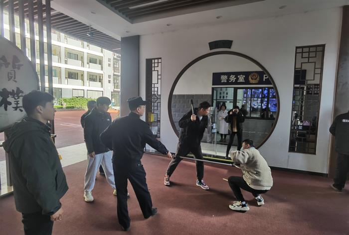 图3.jpg